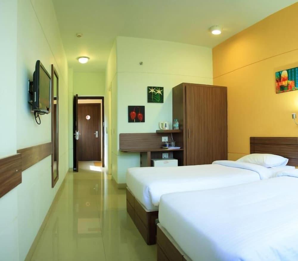East Delhi Otel Yeni Delhi Dış mekan fotoğraf