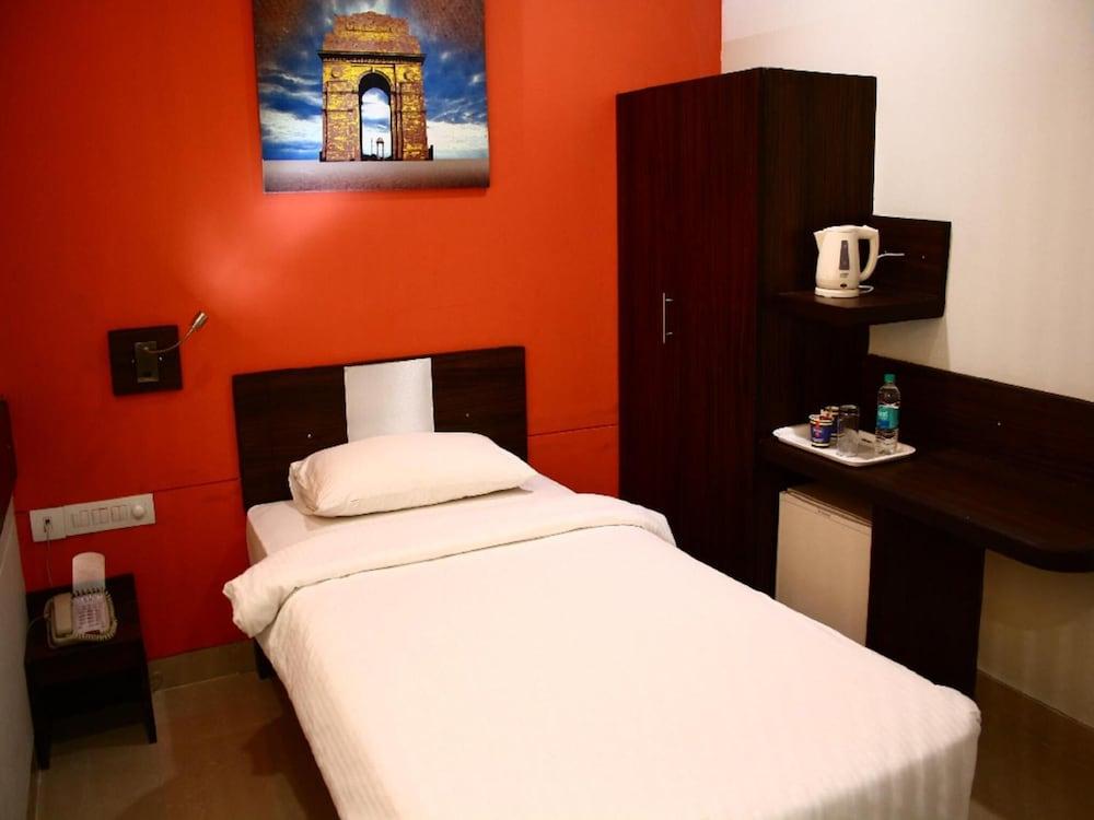 East Delhi Otel Yeni Delhi Dış mekan fotoğraf