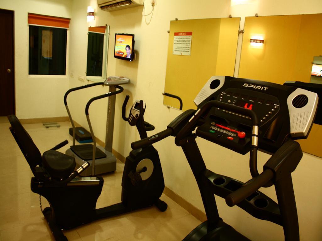East Delhi Otel Yeni Delhi Dış mekan fotoğraf